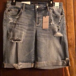 Judy Blue distressed shorts